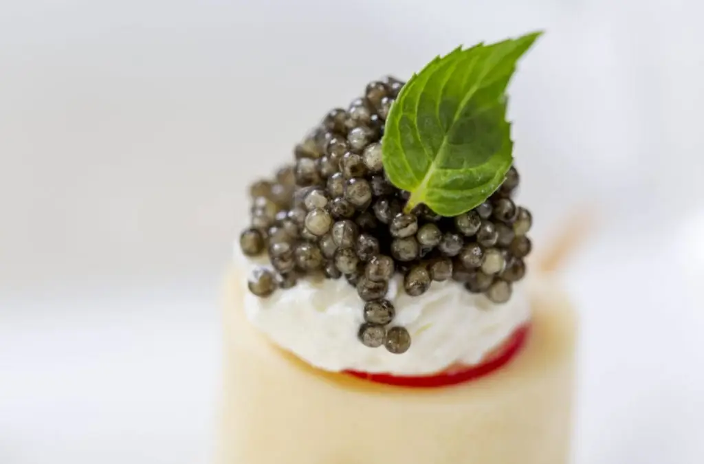 Table of Caviar Types & Caviar vs Roe Difference & Preservation Methods